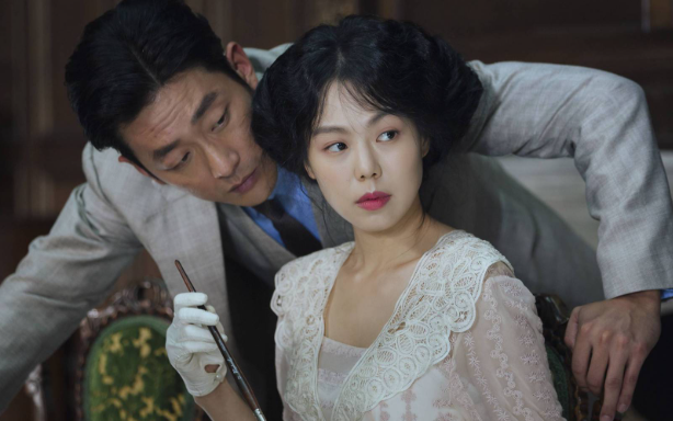 Review Film The Handmaiden: Erotis Licik Era Kolonial