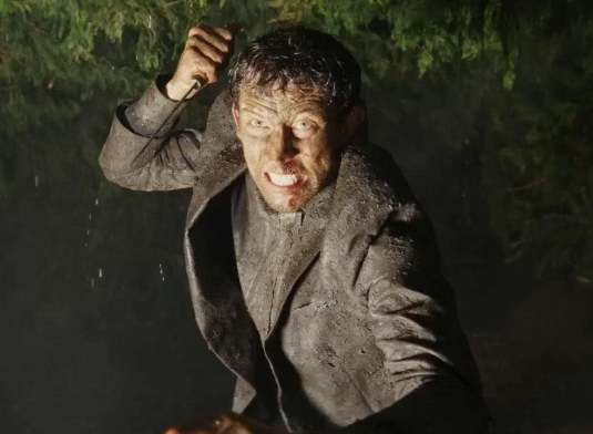 Review Film Barat dengan Plot Twist Mengejutkan