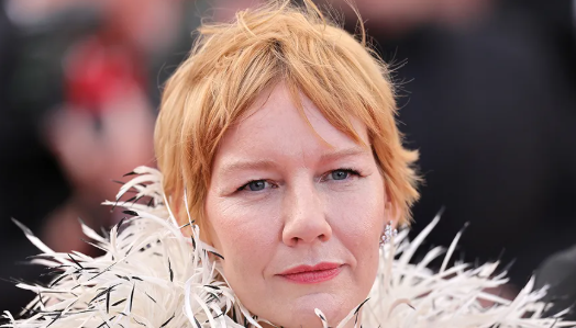 Review Film Fatherland 2026, Sandra Hüller Memukau di Cannes